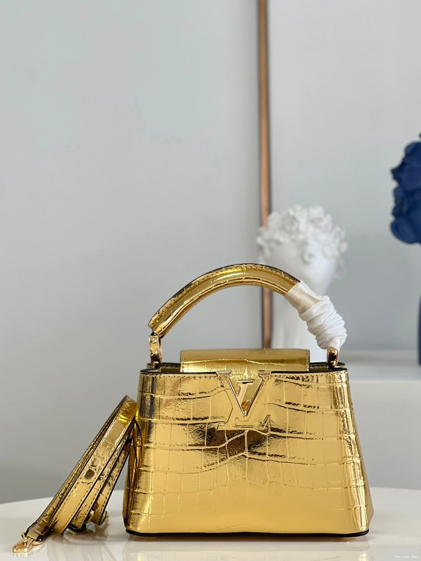 Fake Louis Bags CAPUCINES LOUIS MINI VUITTON 0801